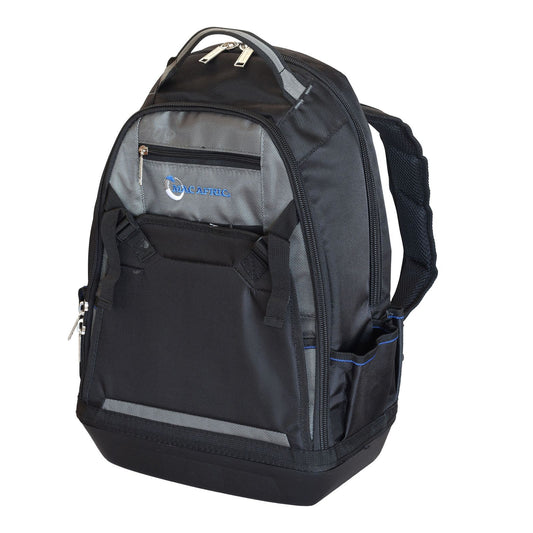Backpack with rigid bottom